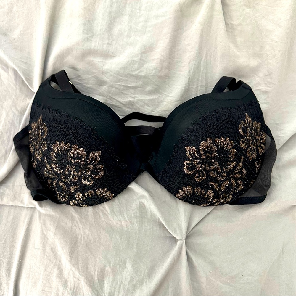 Maidenform DM9900 Bra - Like New